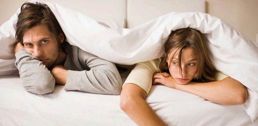 upset woman and man with poor potency